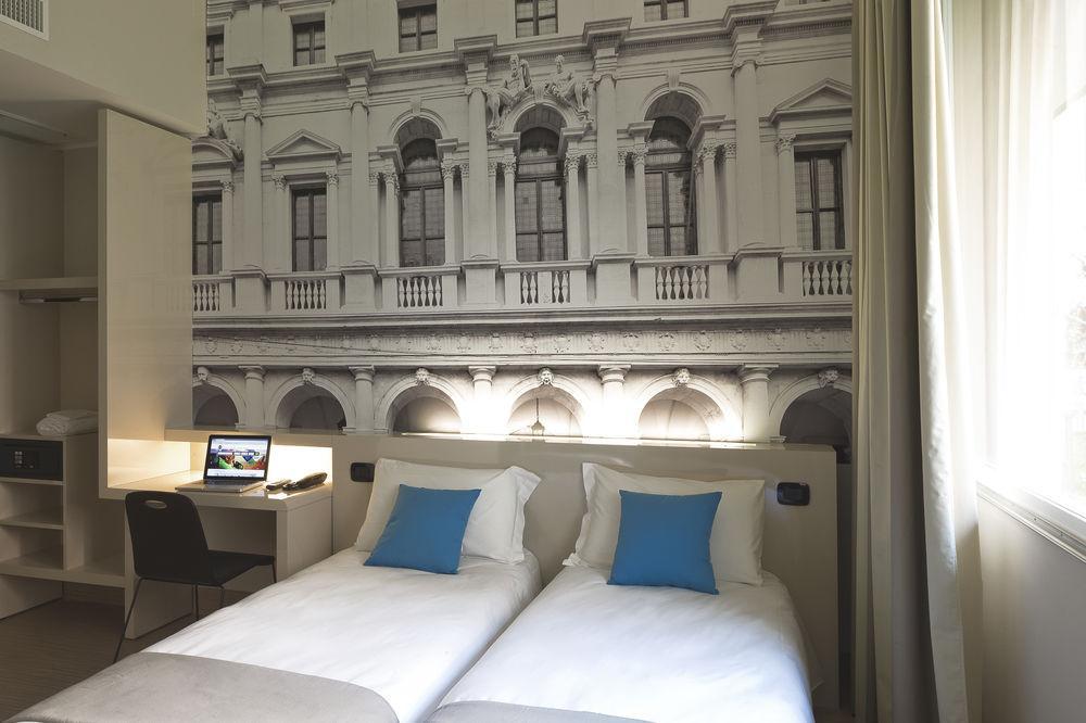 فندق فندق مبيت وإفطار ميلانو سان سيرو المظهر الخارجي الصورة